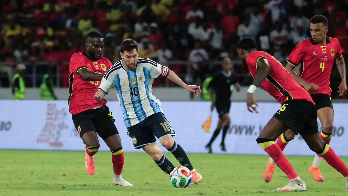 El particular regalo que recibió Messi del Gobierno de Angola por el amistoso