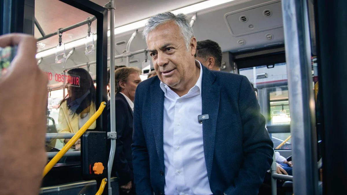 Cornejo planea otro año de ajuste: los intereses de la deuda crecerán tres veces más que los ingresos en 2026
