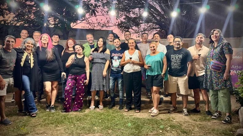 El elenco de C&oacute;mo ten&eacute;s el Tup&eacute;, la nueva serie mendocina