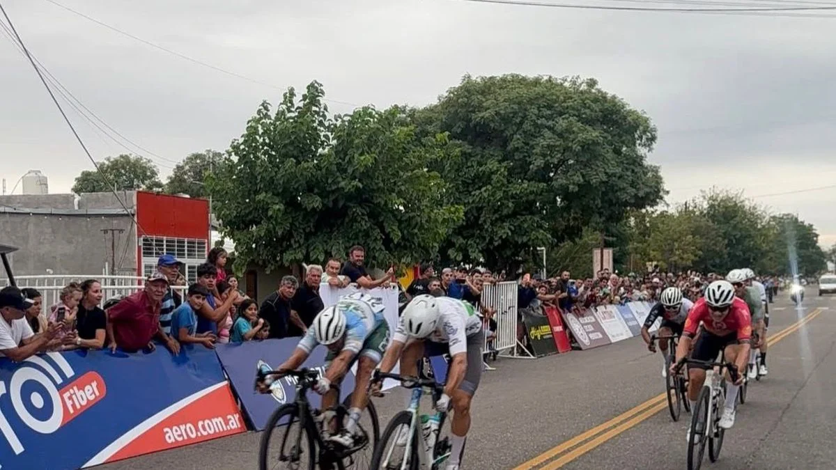 Vuelta de Mendoza: el brasilero Otavio Gonzeli se quedó con la octava etapa