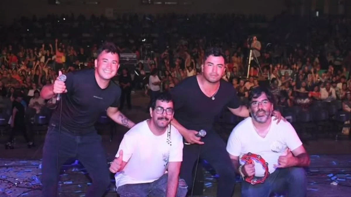 Los Hermanos Becerra, a 'Pasión de Sábado' con una bandera muy especial