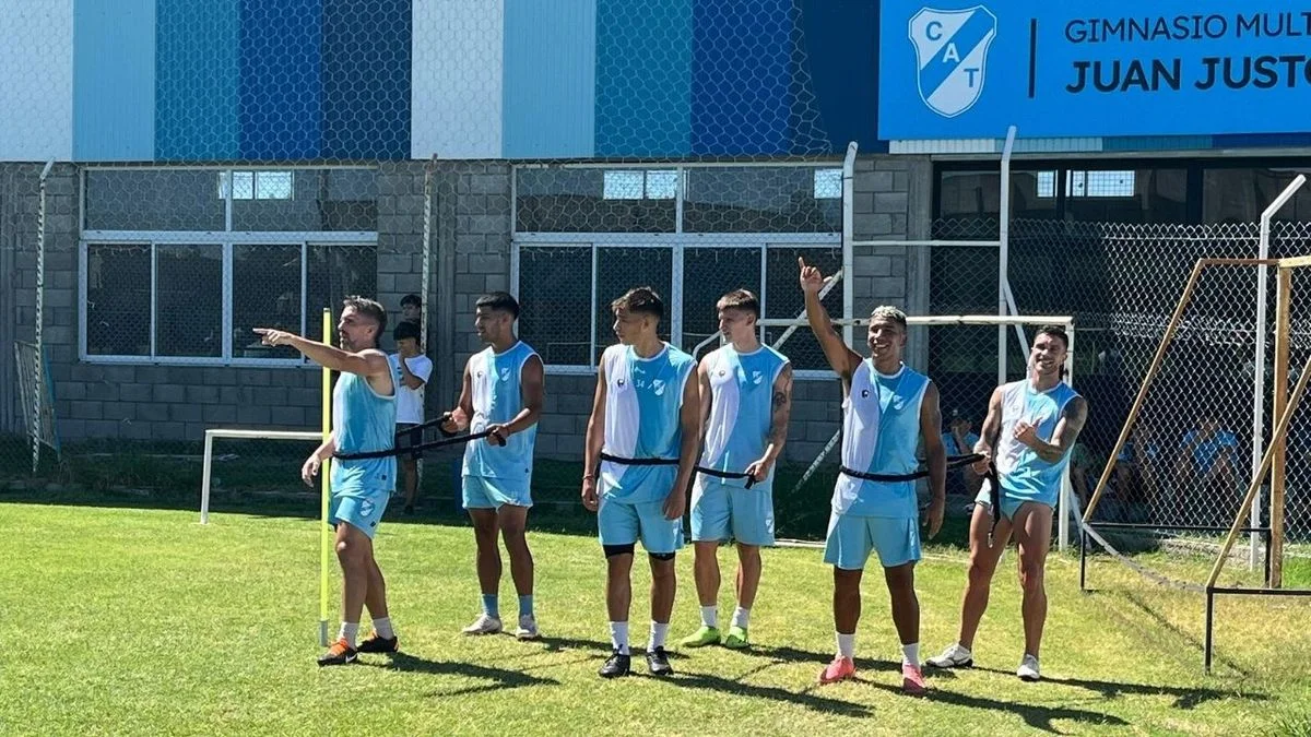 Temperley sacude la Primera Nacional con una polémica decisión: anunció a un popular artista como refuerzo