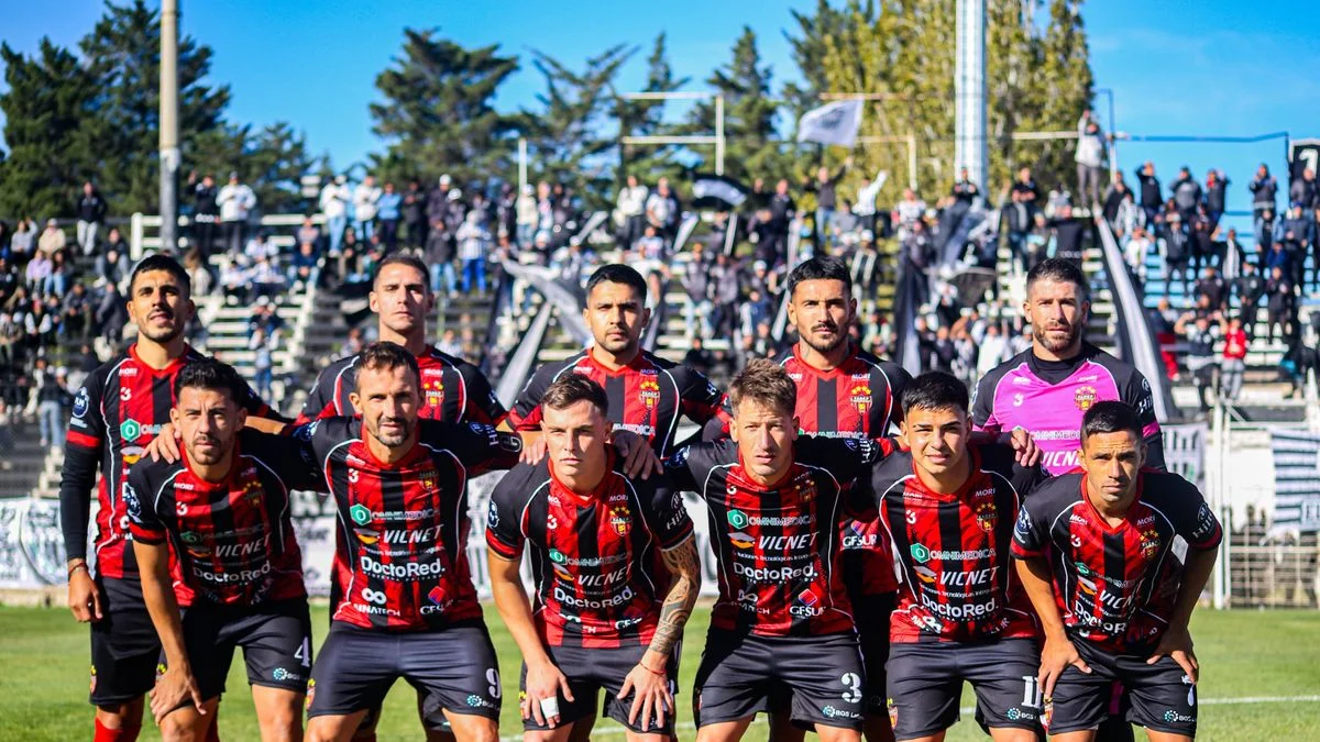 Torneo Federal A: San Martín y FADEP se enfrentan en un duelo clave para salir del fondo