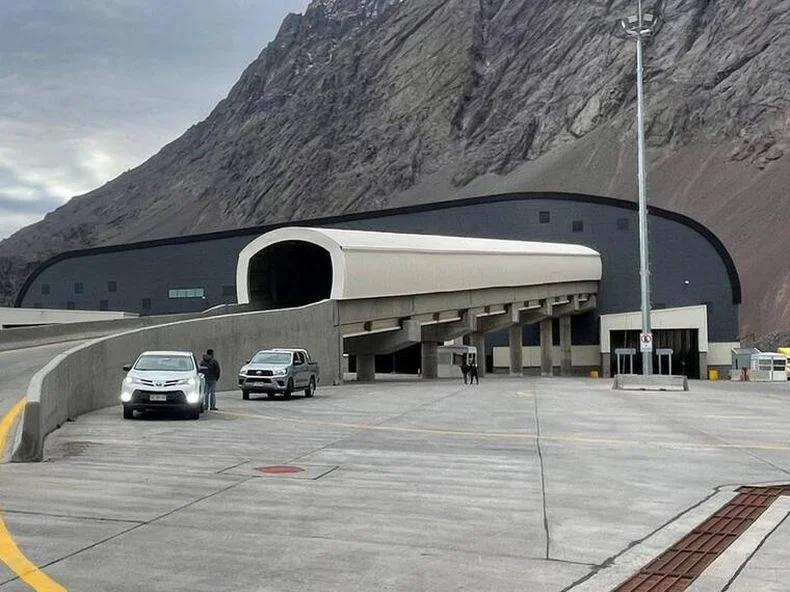 El Paso Los Libertadores (Chile) opera con normalidad este s&aacute;bado en el inicio del fin de semana.&nbsp;