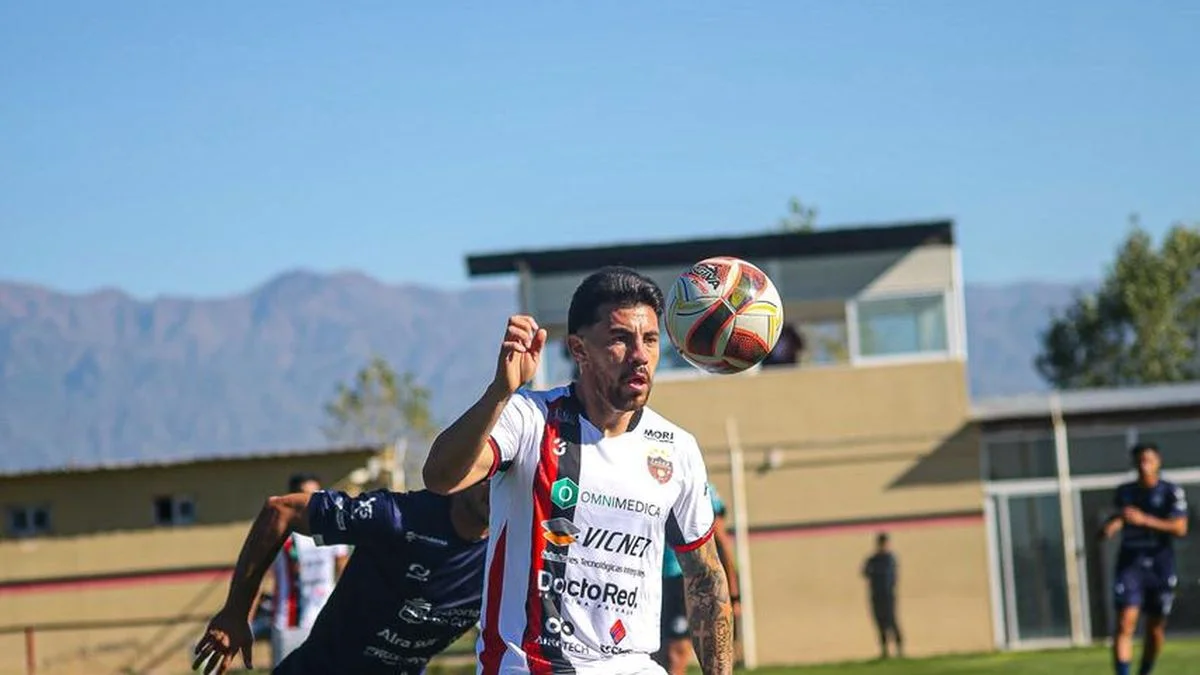 Dos victorias y una derrota para los mendocinos en el torneo Federal A