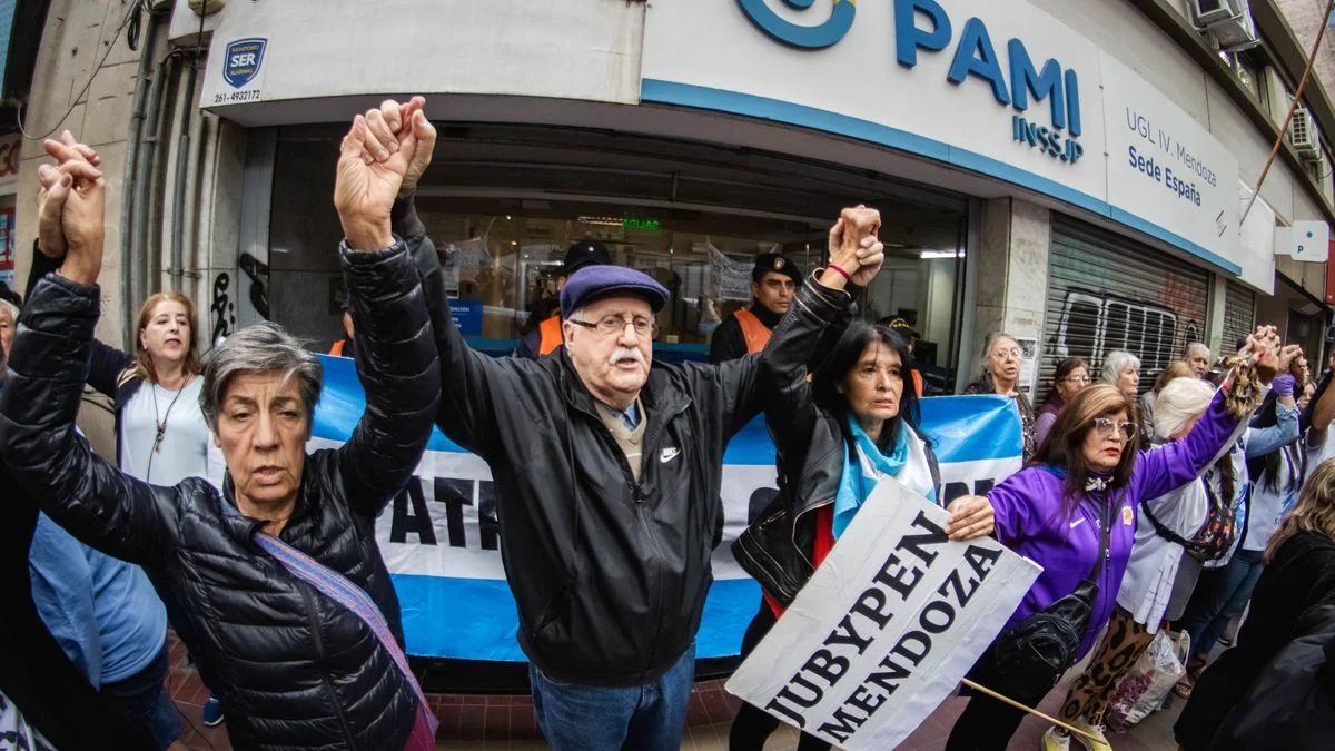La Justicia Federal le ordenó al PAMI Mendoza que no de más vueltas y entregue los remedios a los jubilados