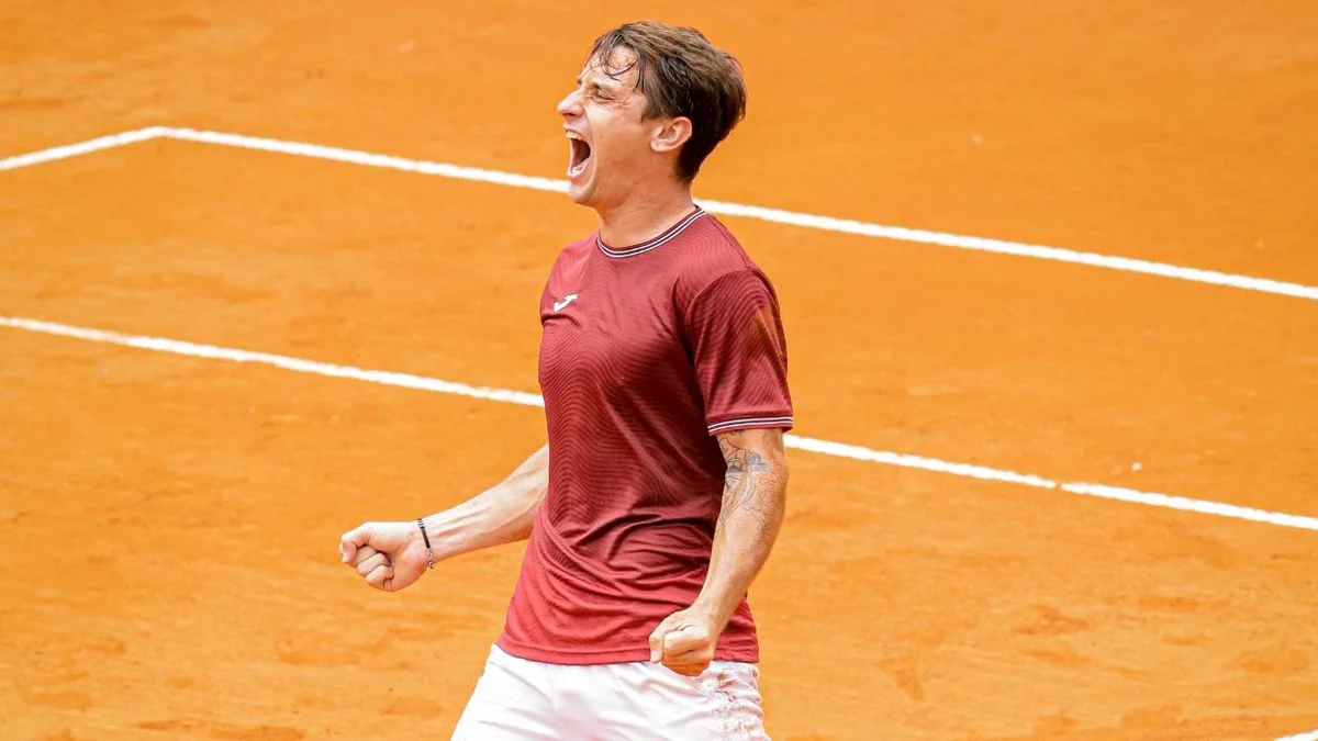 Masters 1000 de Roma: Camilo Ugo Carabelli y Francisco Comesaña avanzan en la capital italiana