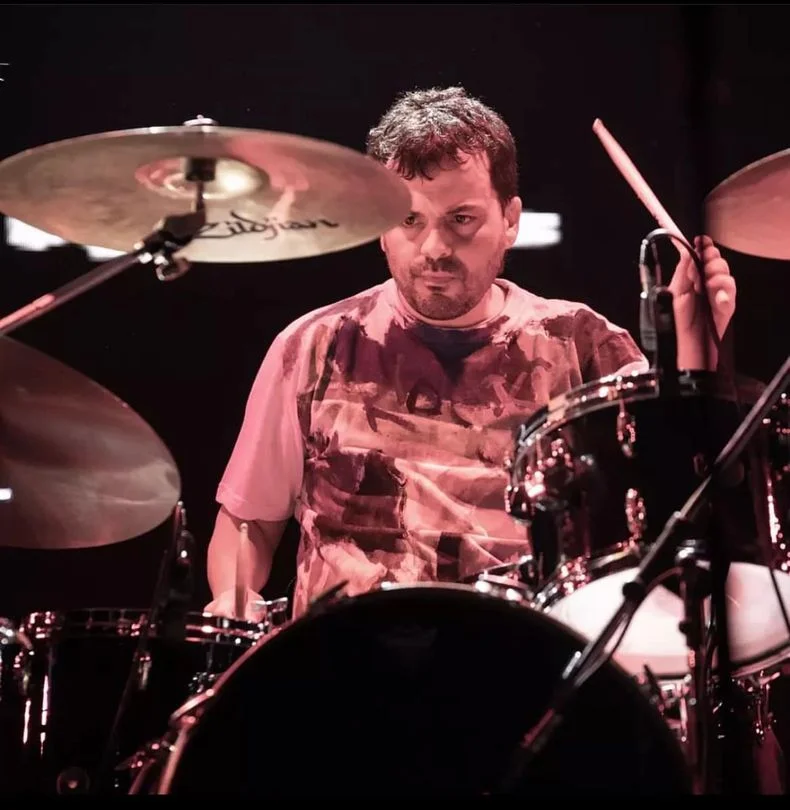 Luis Gastón Lamas, baterista de Don Osvaldo que hizo una broma con un explosivo. 