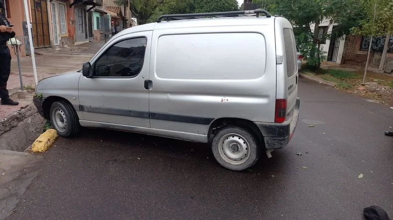 La camioneta de Mercado Libre que fue robada y recuperada.