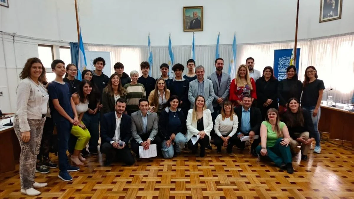 El municipio de San Rafael le donó un terreno a una escuela orientada en programación
