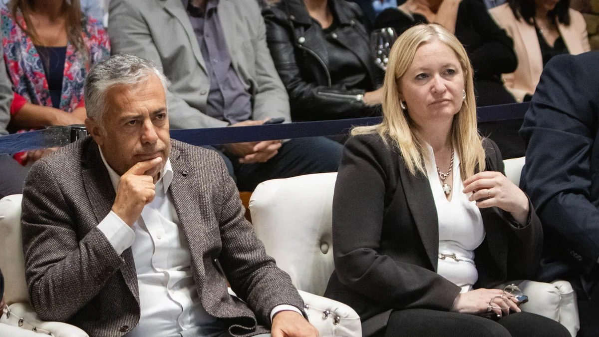 Día de la Memoria "completa": Alfredo Cornejo hizo silencio ante la provocación de Milei, Hebe Casado celebró