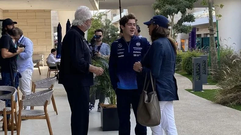 Briatore, Colapinto y Maria, una foto que revolucionó las redes.