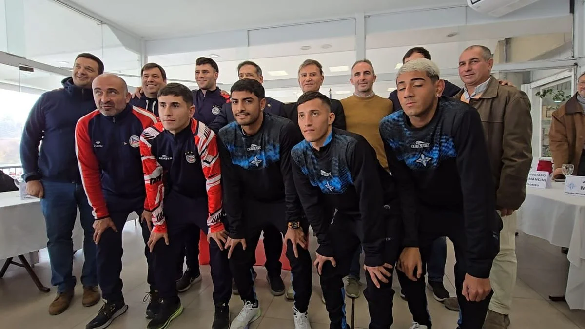 Regatas y Argentino presentaron en sociedad su nueva alianza