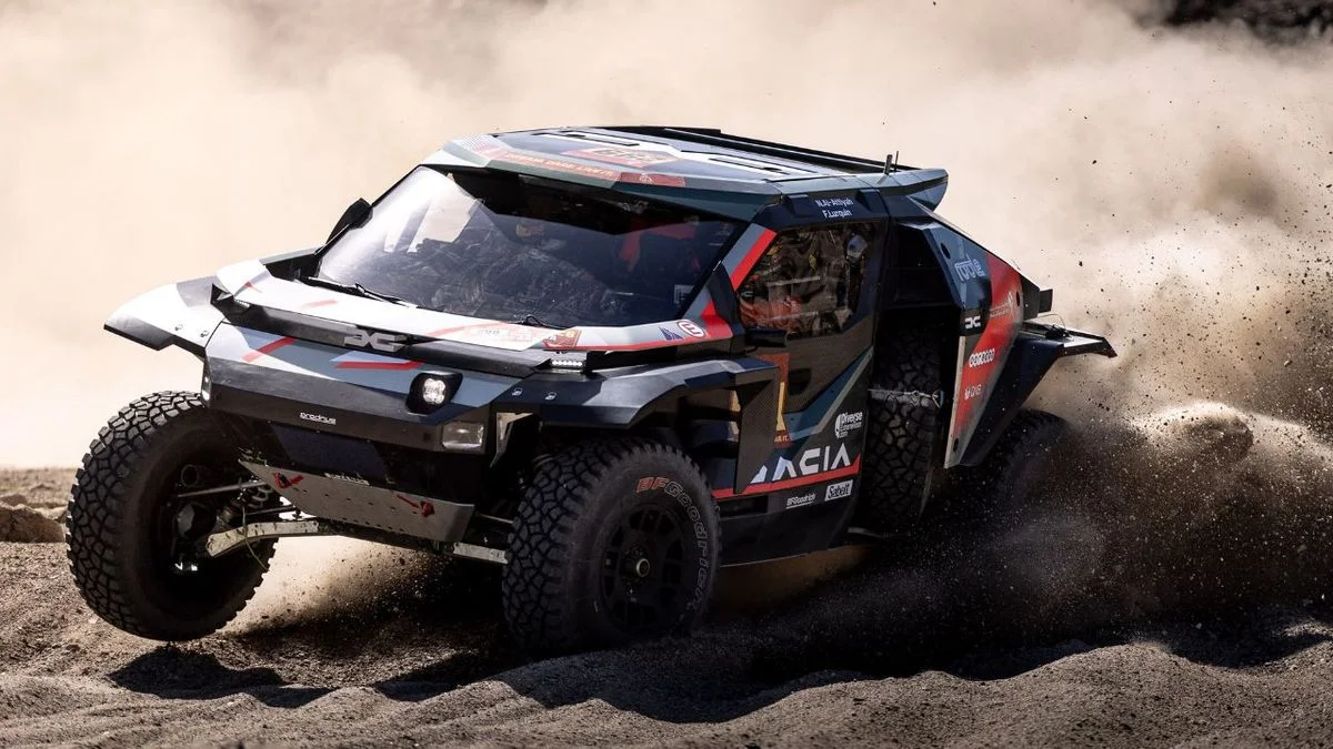 Dacia sonríe y Ford sufre en el Rally Dakar: Al-Attiyah toma la punta de una cita que castiga a los favoritos