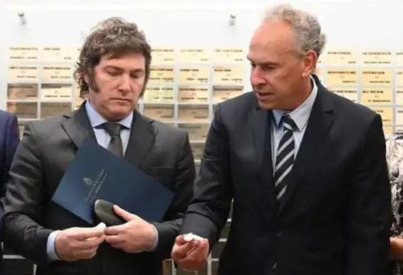 Javier Milei y Marcelo Mindlin, dueño de Pampa Energía. 