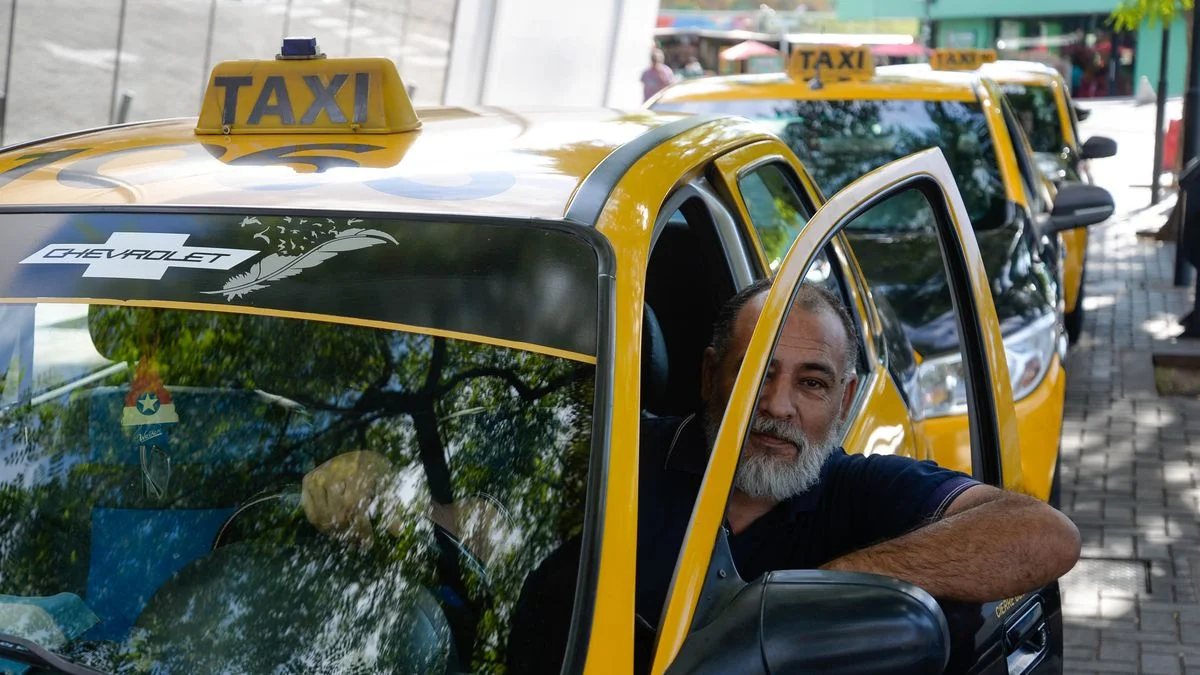 Taxistas marcharán contra las apps: los propietarios también se suman a la protesta