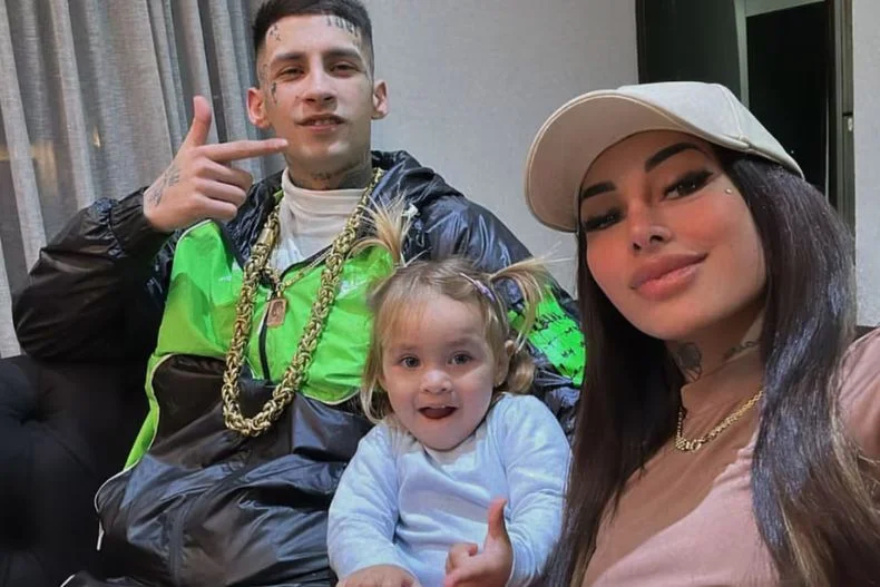L-Gante, Tamara Báez y su hija en común, Jamaica.