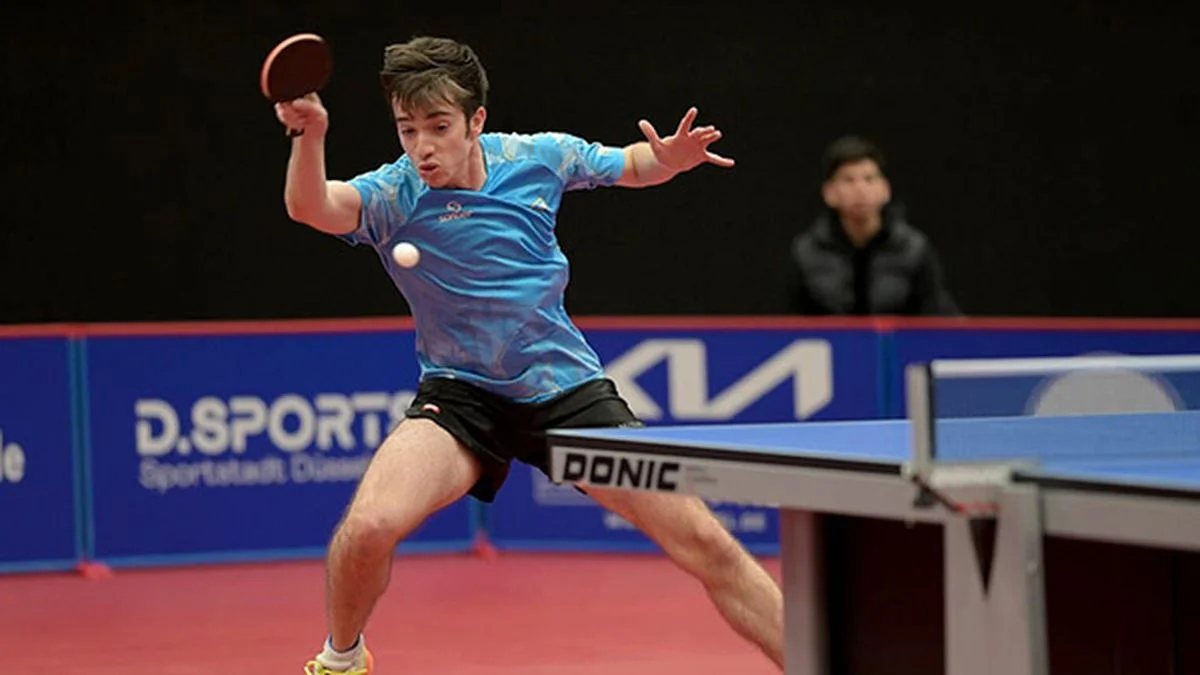 Santiago Lorenzo, subcampeón argentino de tenis de mesa
