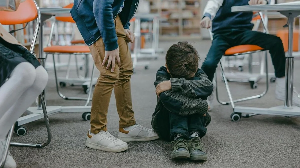 Un municipio busca prevenir casos de bullying y organiza una charla con un destacado especialista
