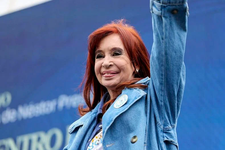 Cristina Kirchner podr&iacute;a recibir un nuevo rev&eacute;s que la dejar&iacute;a sin votar.