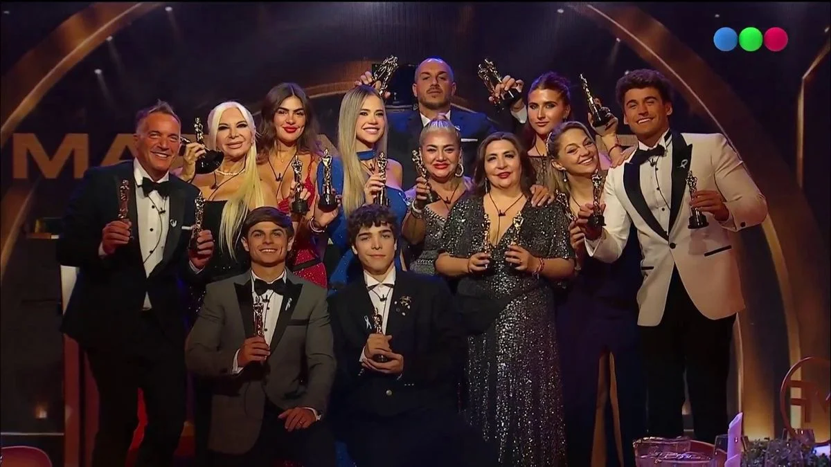 Santiago del Moro reveló que ingresan más jugadores a Gran Hermano: nuevos, viejos y golden tickets