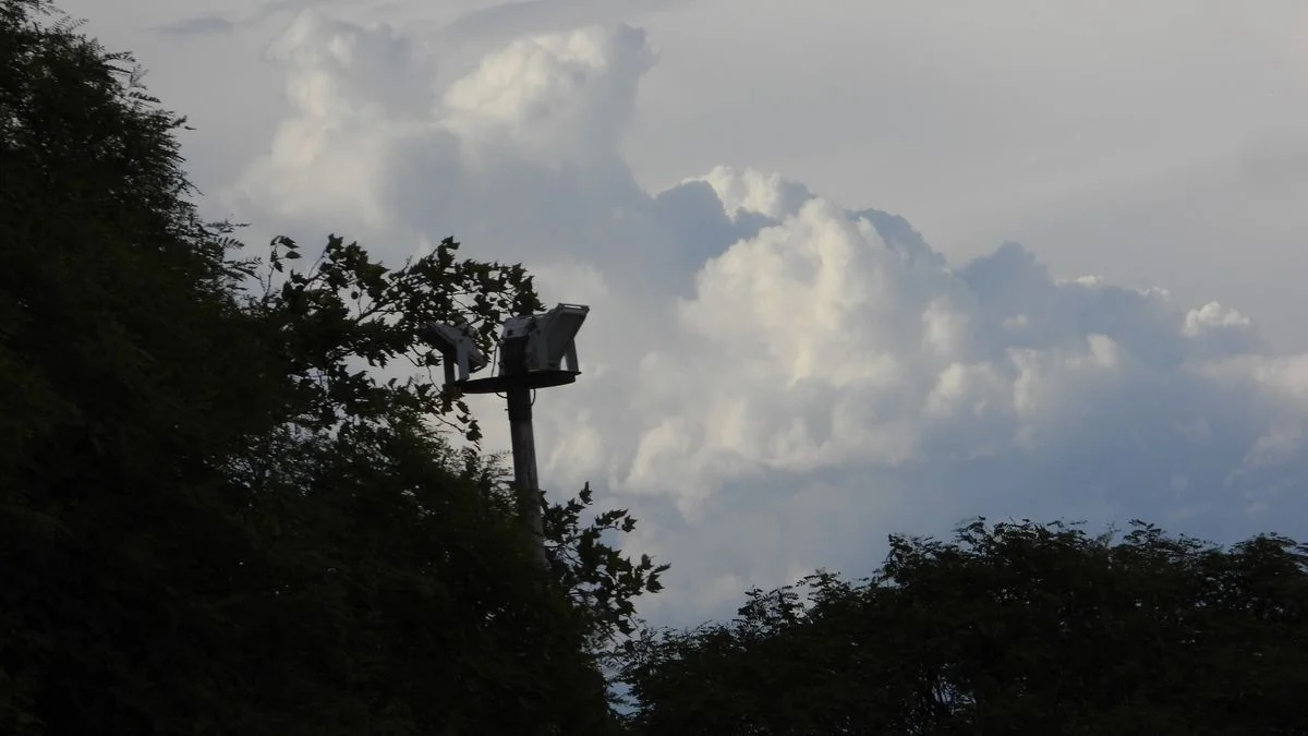 Elevan a naranja la alerta por vientos intensos y tormentas en una zona de Mendoza