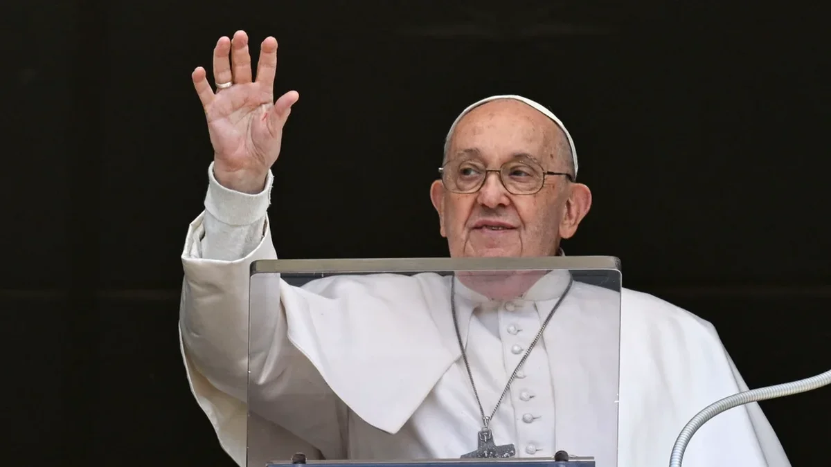 Cornejo destacó "el papel relevante" del Papa Francisco en la historia de Argentina y el mundo