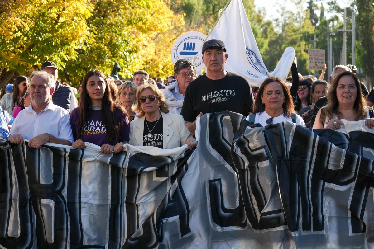 Marcha Universitaria 2026 - Esther Sánchez - Gabriel Fidel (29)