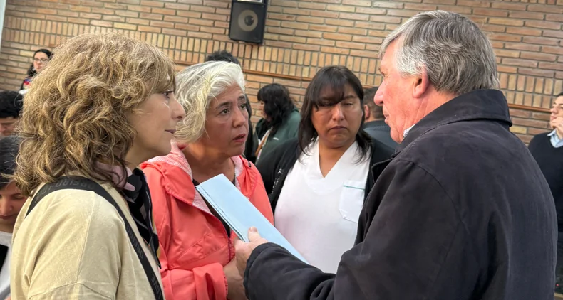 Tensión y gritos en una picante reunión por la reforma del Estatuto del Empleado Público de Cornejo