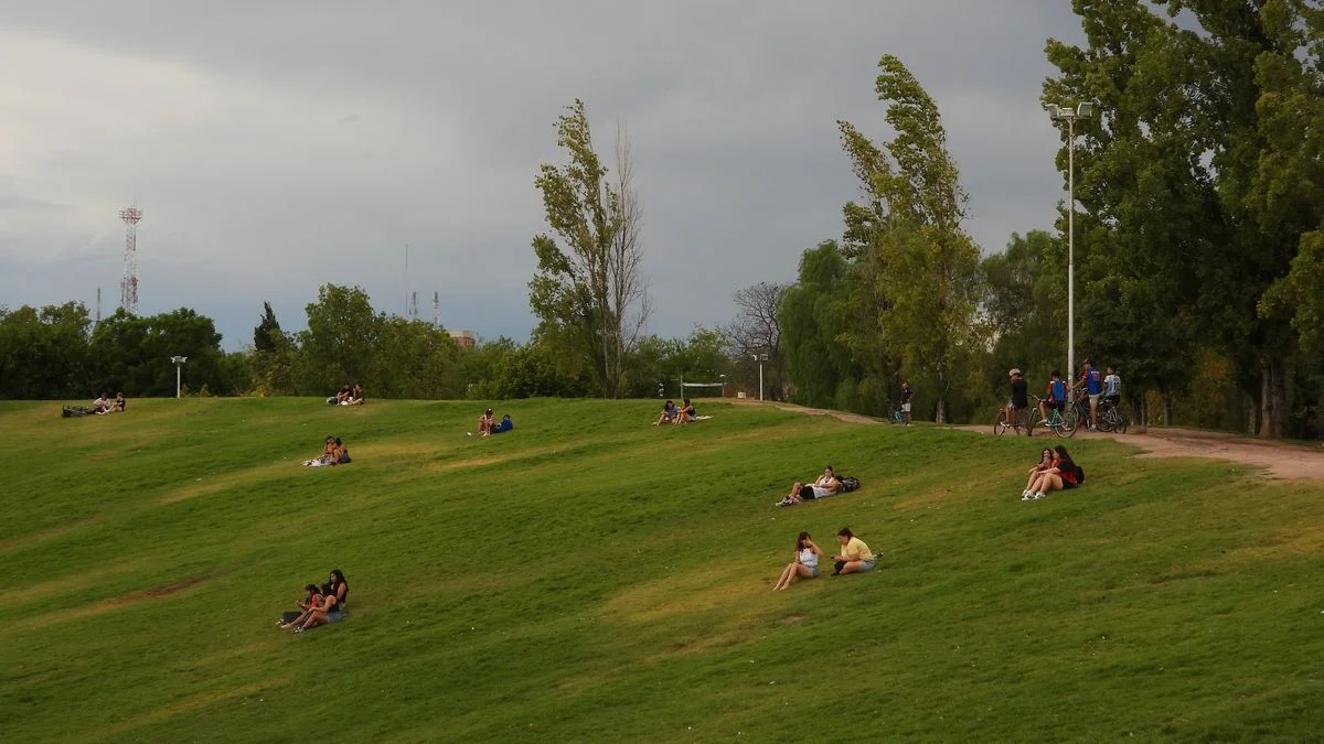 Se espera un leve ascenso de la temperatura y estará parcialmente nublado en Mendoza