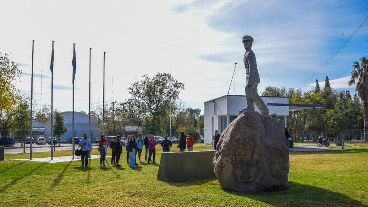 Gratis y con cupo limitado: caminata histórica por Guaymallén