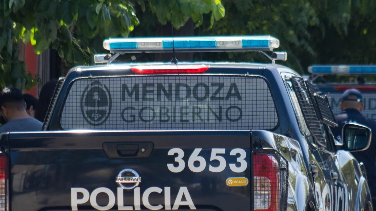 Detienen a un sujeto con una de las motos robadas durante un atraco millonario a una concesionaria de Guaymallén