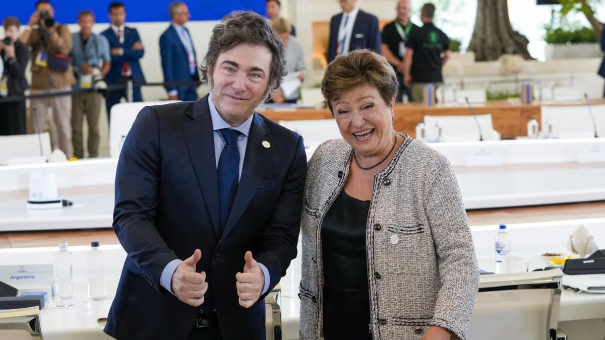 La advertencia del FMI al Gobierno de Milei por la nueva disparada del dólar
