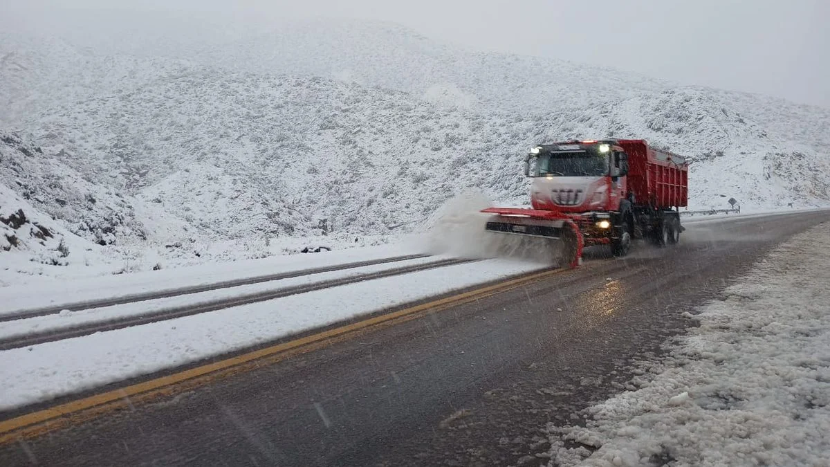Paso a Chile cerrado y lluvias en Alta Montaña que obligan a corte de rutas: el reporte
