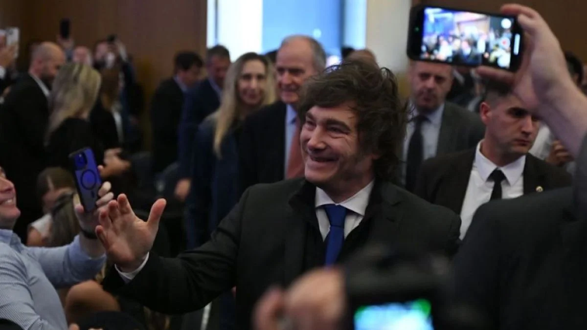 Milei rompió el silencio sobre el escándalo de los audios y los calificó de "chimentos de peluquería"