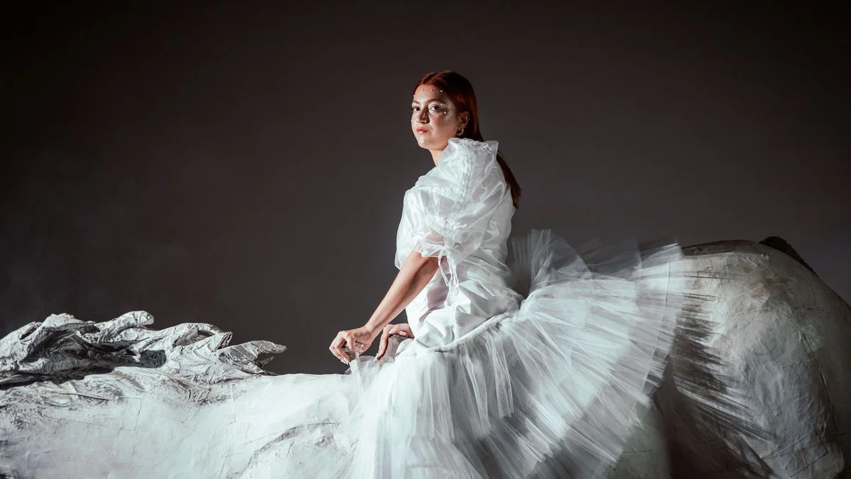 Violeta Trujillo presenta "Estalla y retorna" en el Teatro Independencia