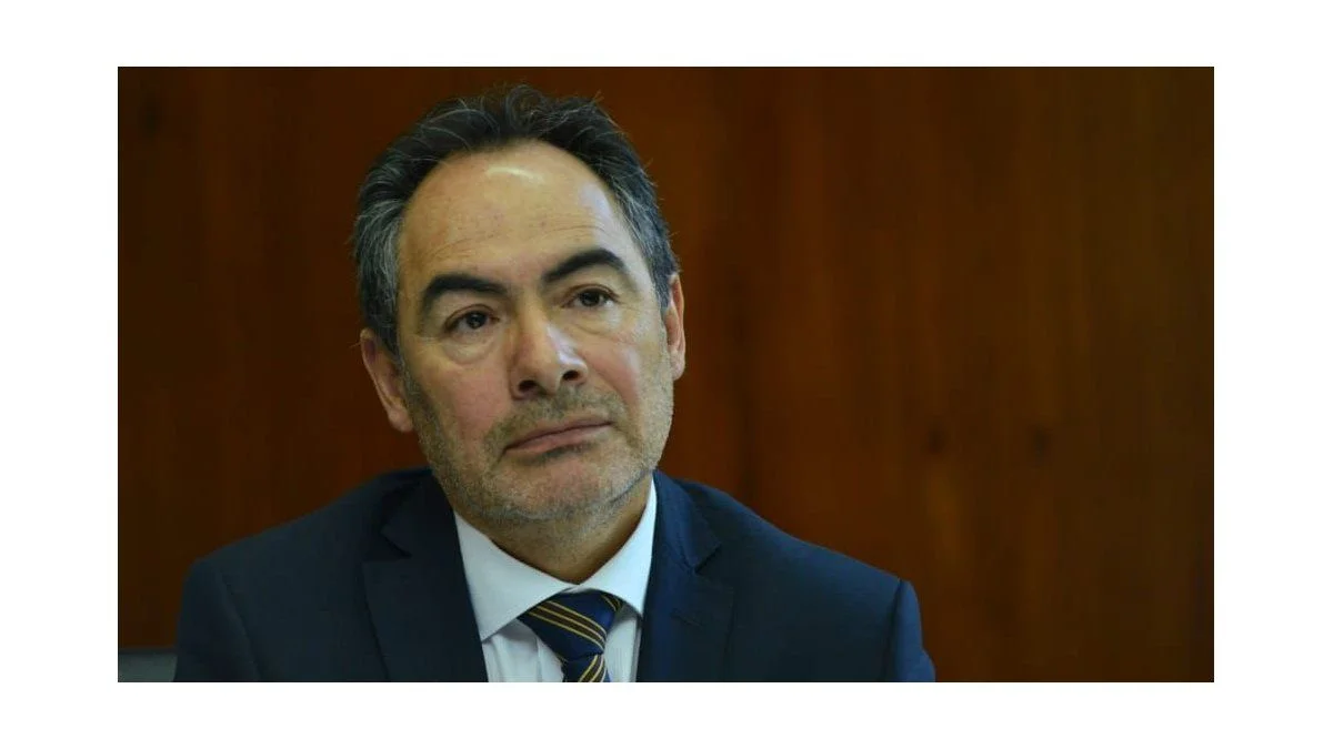 Tras el escándalo, Jorge Teves presentó la renuncia y fue aceptada por Alfredo Cornejo