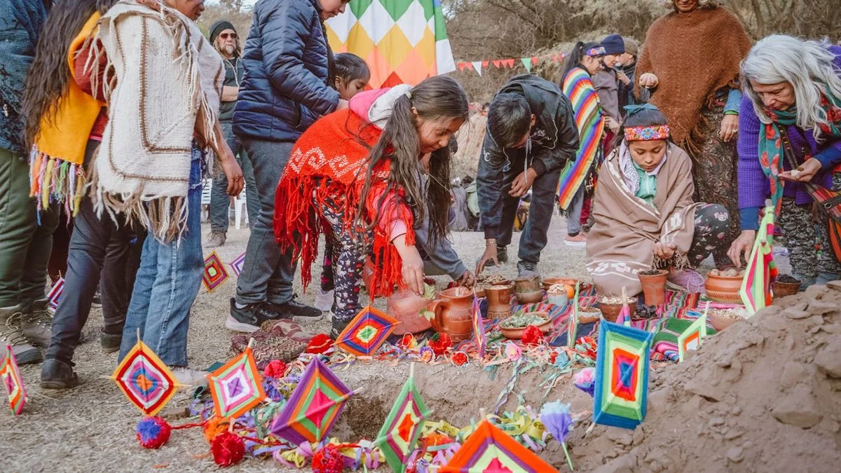 Día de la Pachamama: raíces y significados de la celebración a la Madre Tierra