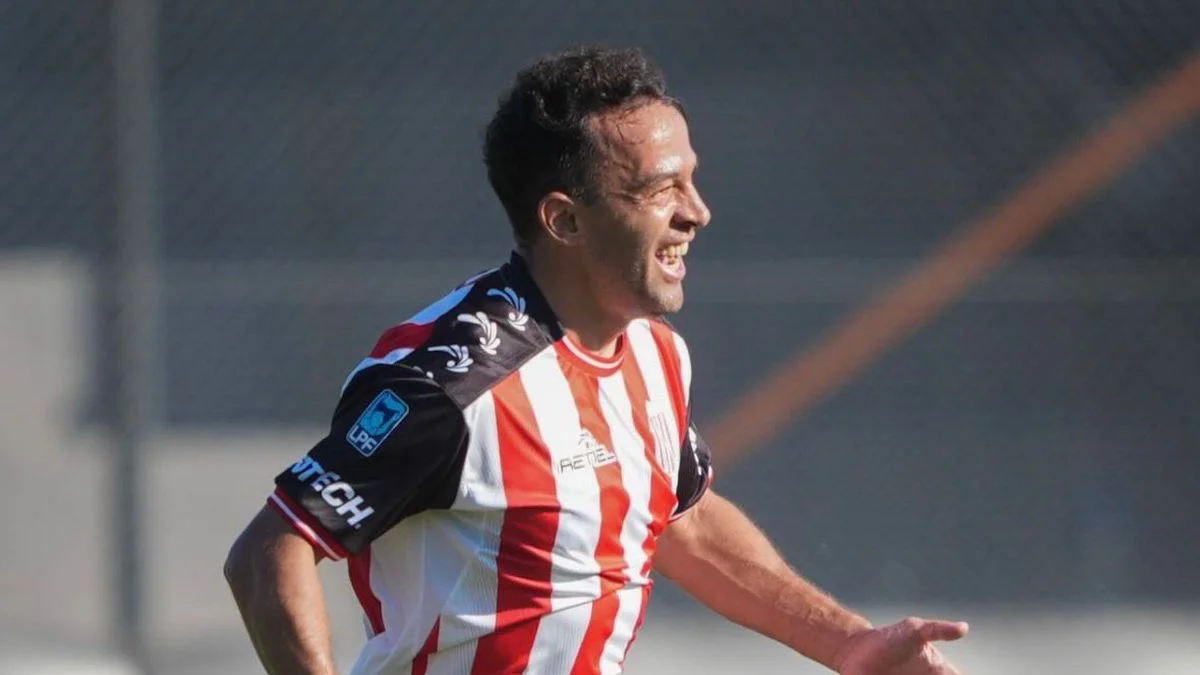 Lucas Gamba, inoxidable: gol y victoria para Barracas Central