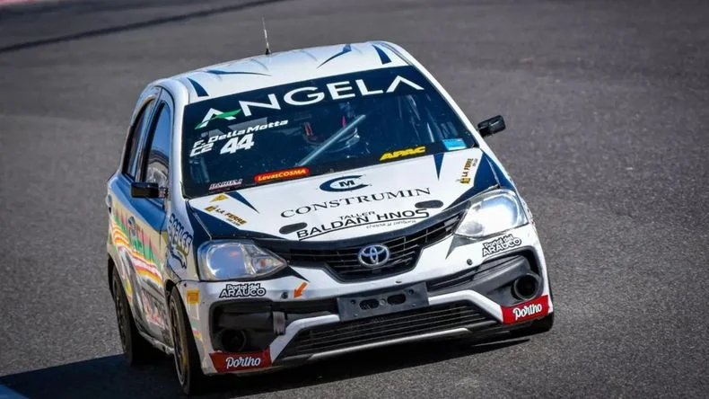 Facundo Della Motta, ganador en la Clase 2.