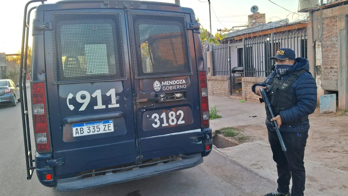 Lavalle: emboscaron un cargamento con casi 3 kilos de cocaína y detuvieron a cuatro personas