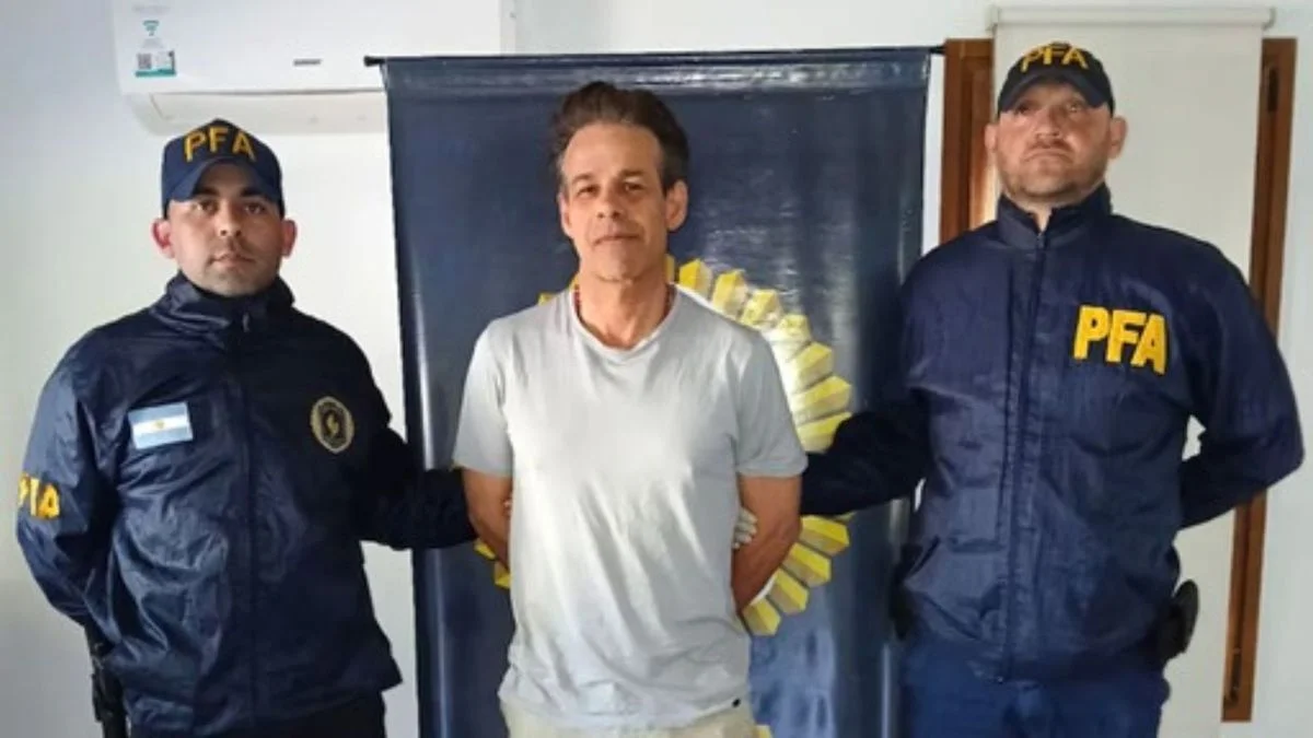 "Mensaje recibido": la intimidante frase que le dijo Fred Machado a Santiago Caputo
