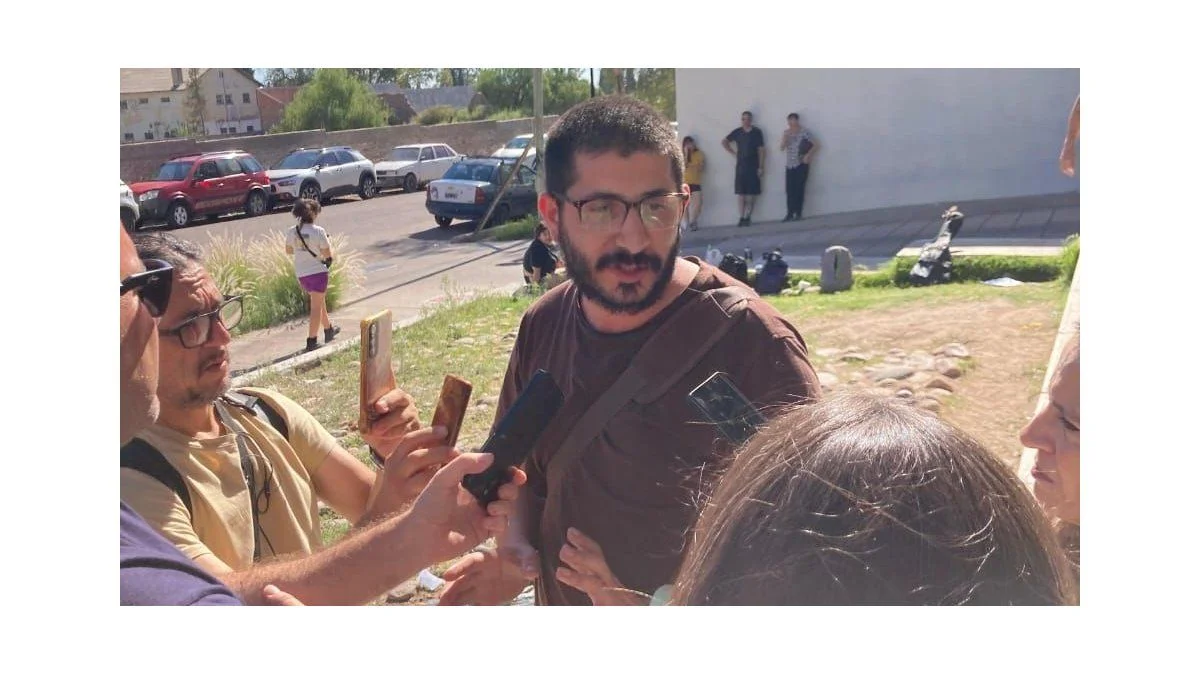 "Me gasearon y me golpearon", reveló uno de los periodistas detenidos en la protesta contra San Jorge