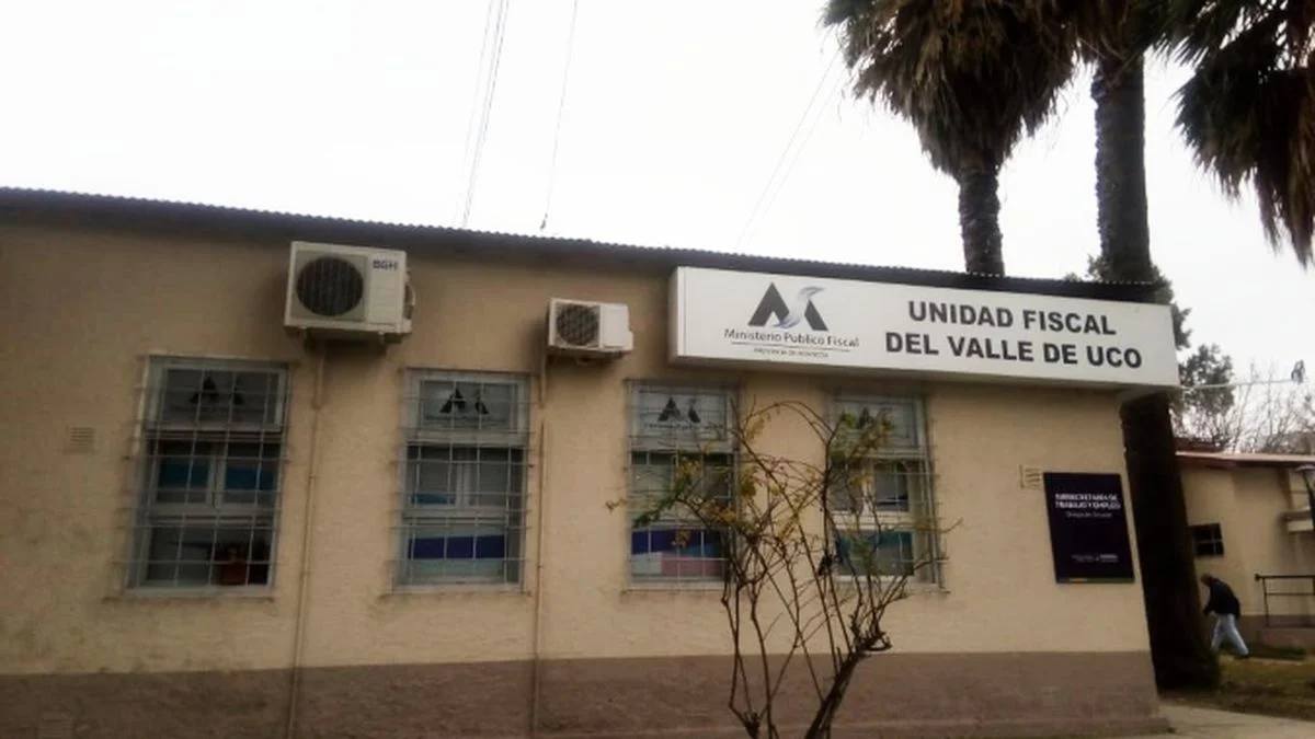Sobreseyeron a la docente investigada por supuesta distribución de material de abuso sexual infantil