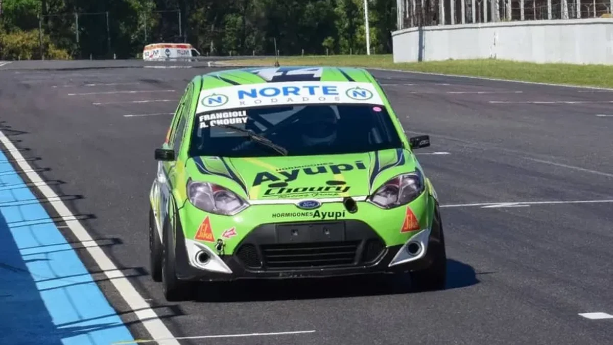Luto en el automovilismo argentino por la muerte de un piloto en plena pista