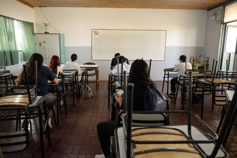 La DGE iniciaría un relevamiento en escuelas secundarias de Mendoza sobre acoso escolar. Imagen ilustrativa.