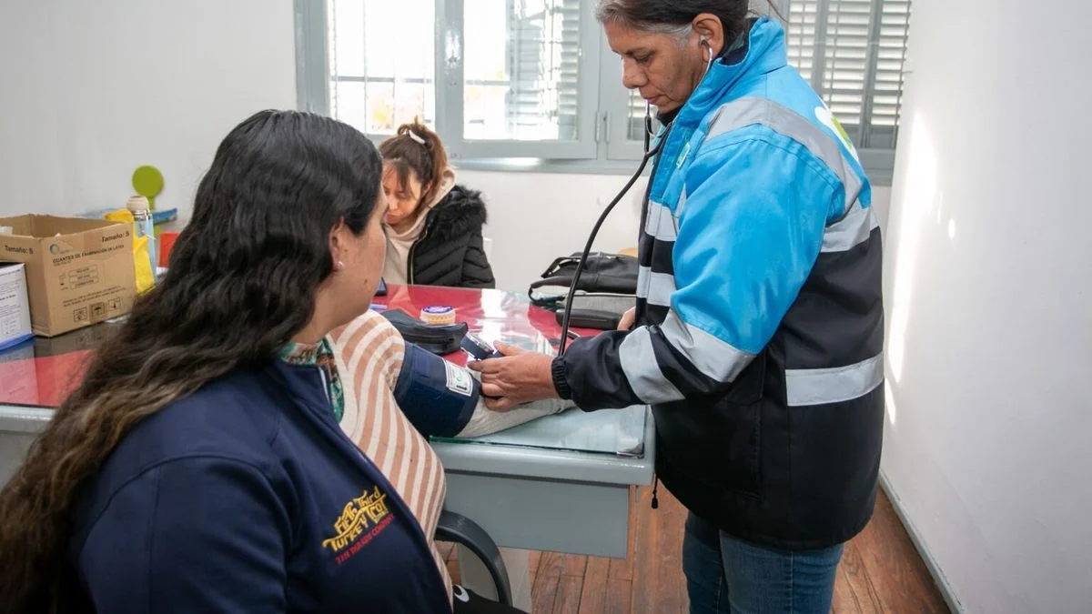 Operativos de salud comunitaria en el barrio Campo Papa de Godoy Cruz