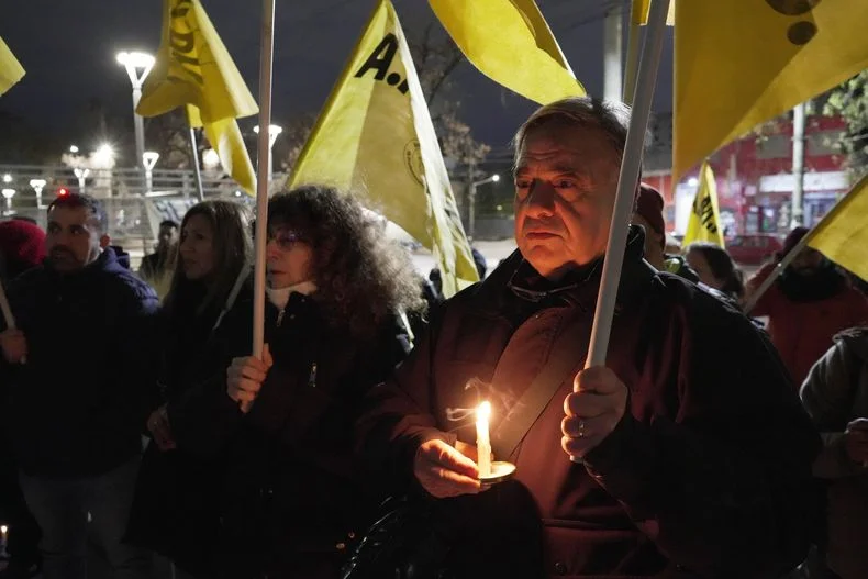 Autoconvocados del Central protestarán lunes y martes frente a la Legislatura. 