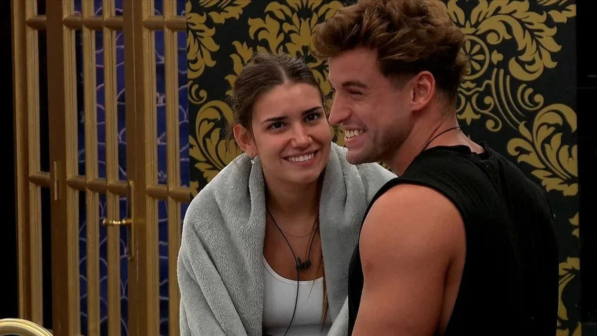 Pasión en Gran Hermano: Manuel y Lola protagonizaron un fogoso momento tras el repechaje