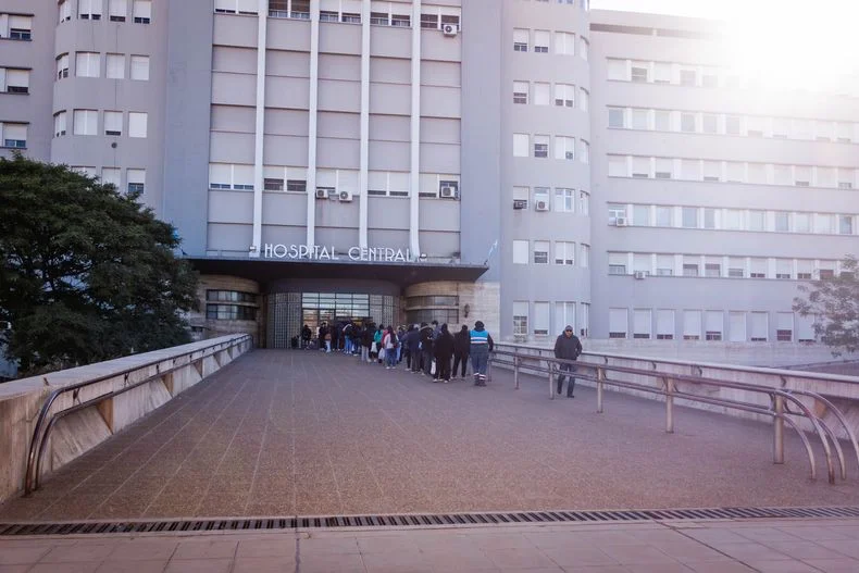 La mujer ingresó sin signos vitales al Hospital Central. 